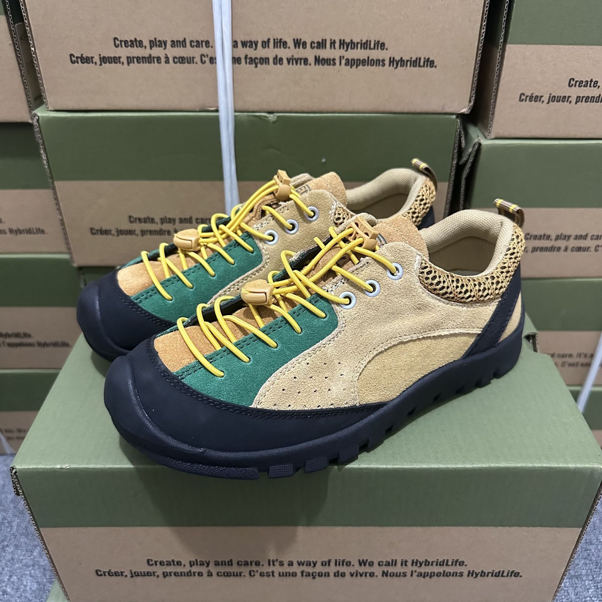 New Outdoor Hiking Shoes Coupl - Leather Sneaker Care Kit review and price
