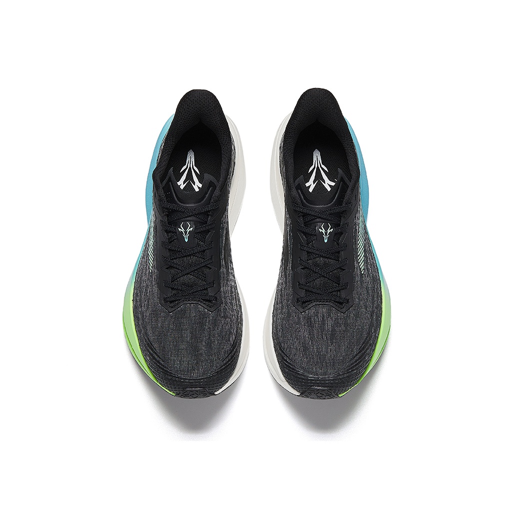 Anta Zone 2 Heart Rate 85 Low  - Sneaker Zone review and price